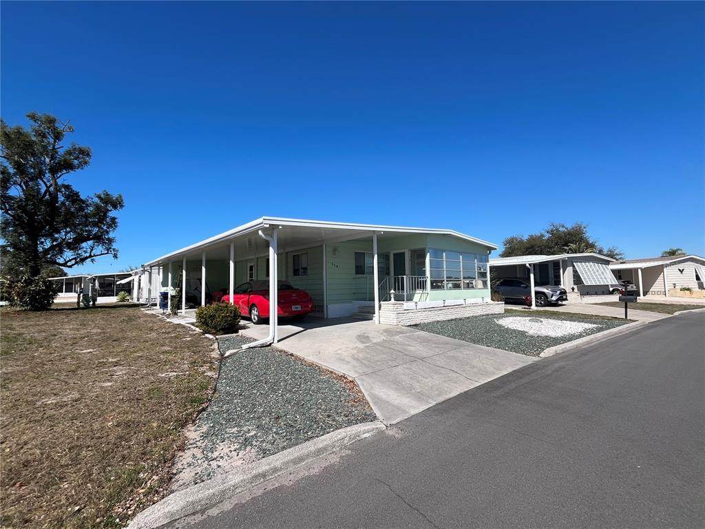 958 Cortina Boulevard - Photo 1