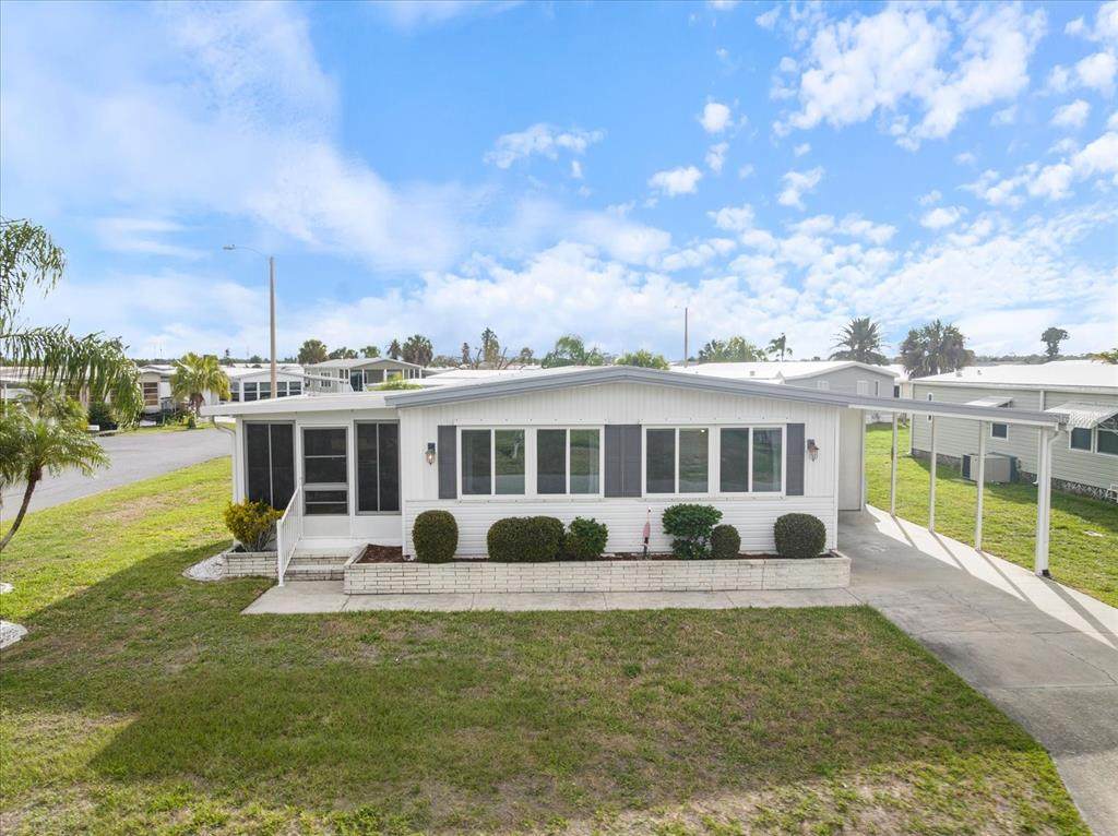 522 Parkwood Avenue - Photo 1
