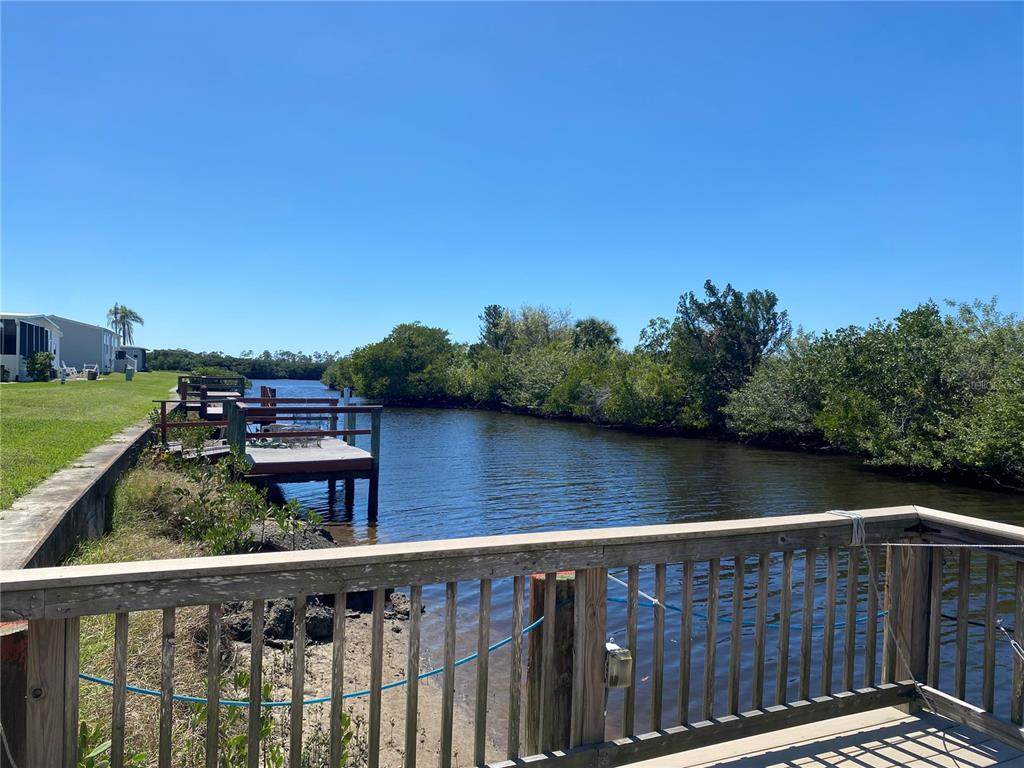 724 Blackburn Boulevard - Photo 1