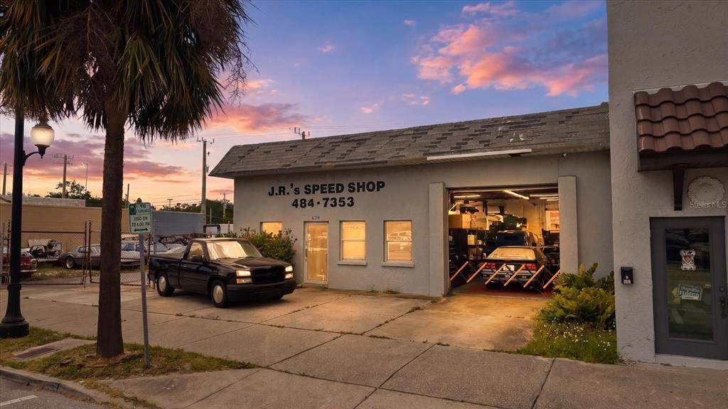 629 Venice Avenue - Photo 1
