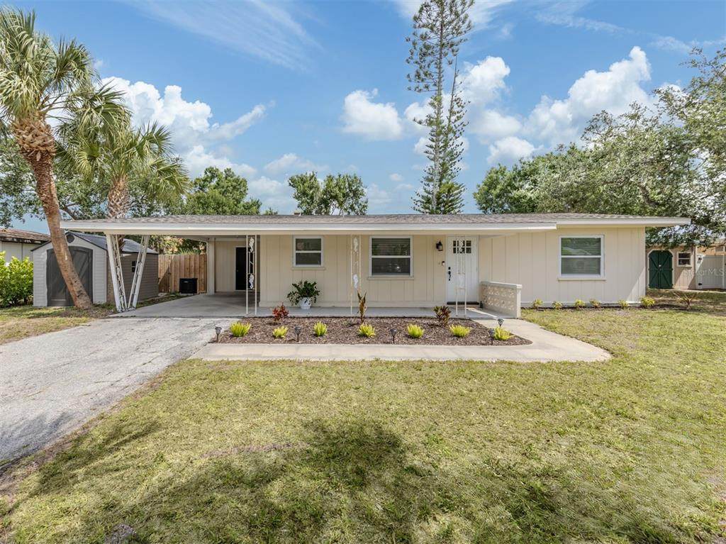 929 Cypress Avenue - Photo 1