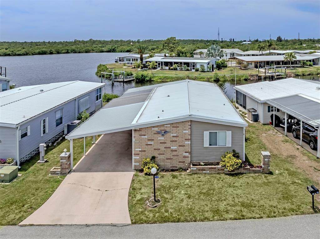 132 Martinique Road - Photo 1