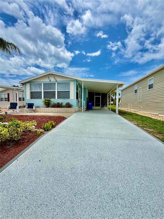 615 Green Circle - Photo 1