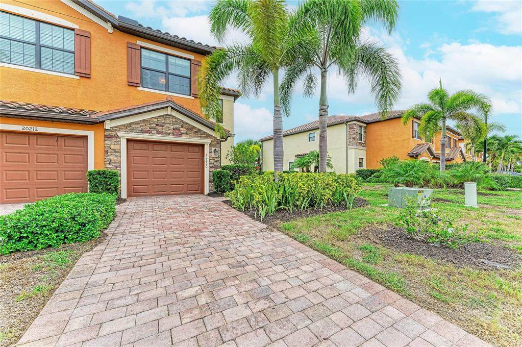 20210 Lagente Circle - Photo 1
