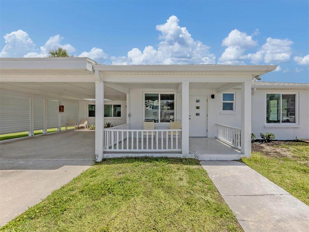 908 Villas Drive - Photo 1