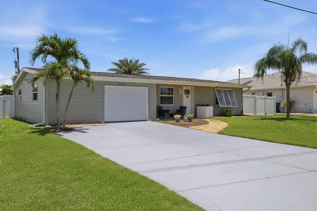 201 E Tarpon Blvd Nw - Photo 1