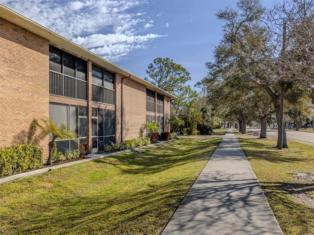 217 Airport Avenue - Photo 1