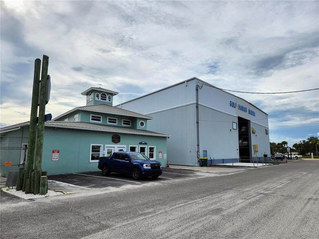 100 Circuit Road - Photo 1