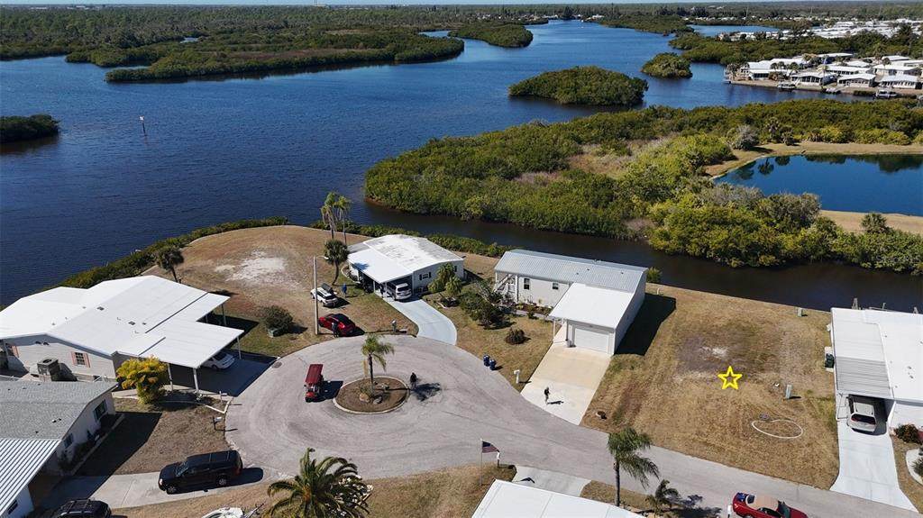 732 Blackburn Boulevard - Photo 1