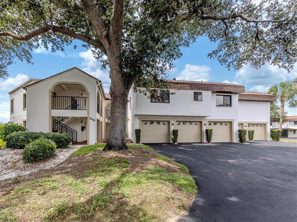 808 Capri Isles Blvd - Photo 1