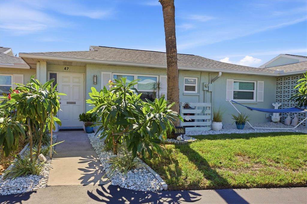1027 Beach Manor Circle - Photo 1