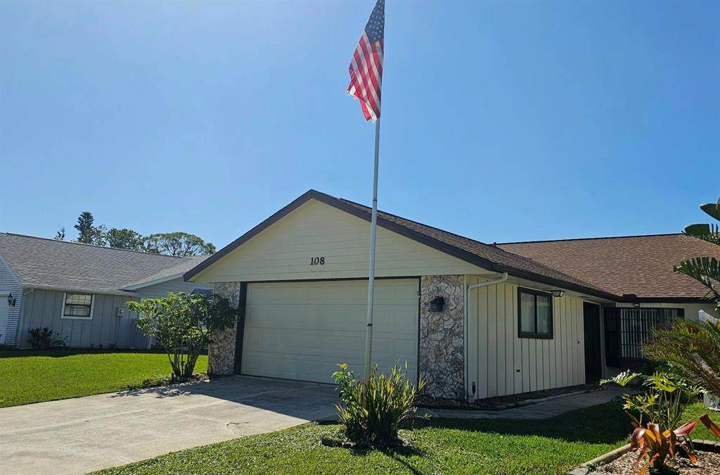 108 Lake Fairgreen Circle - Photo 1