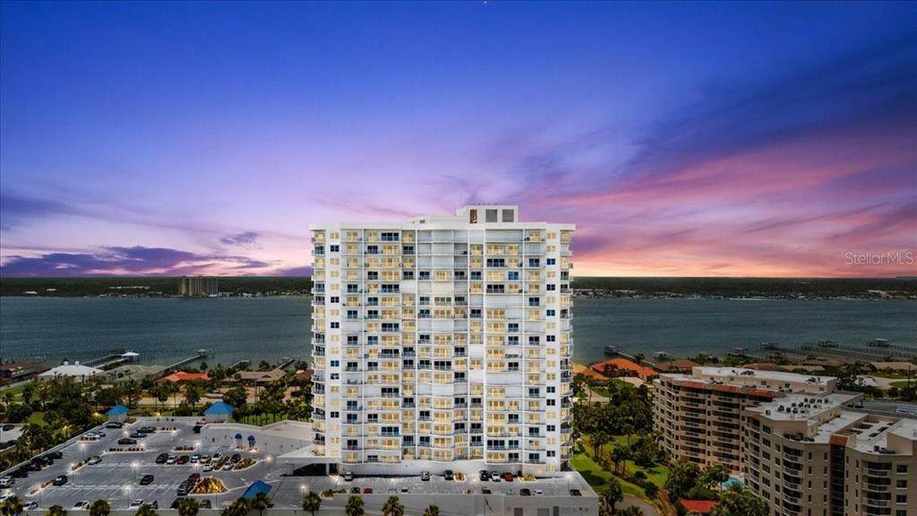 2 Oceans West Boulevard - Photo 1