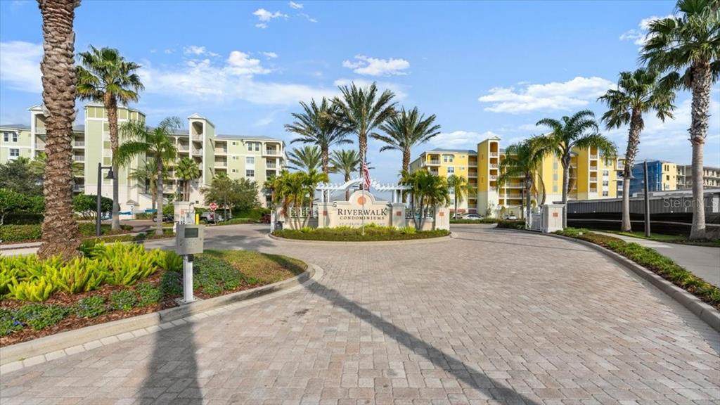 2 Riverwalk Drive - Photo 1