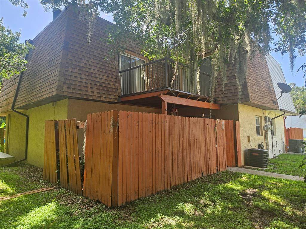103 Springwood Square - Photo 1