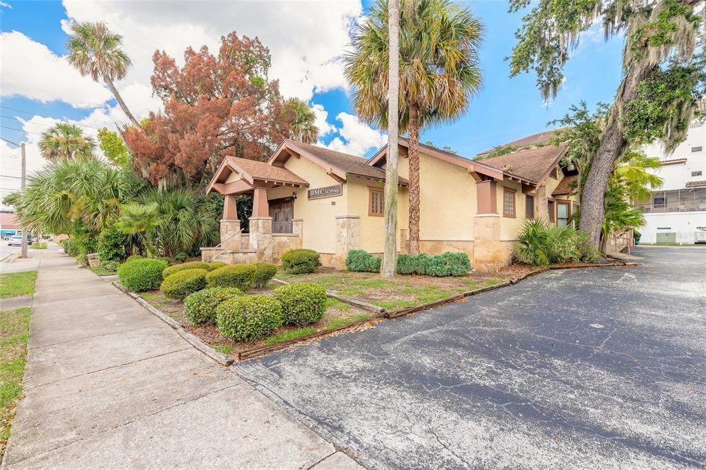 205 Magnolia Street - Photo 1