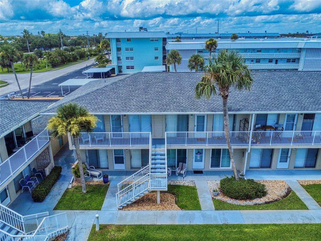 335 Causeway - Photo 1