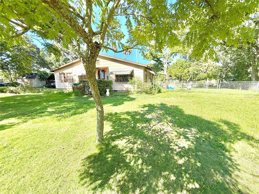 631 Elm Avenue - Photo 1