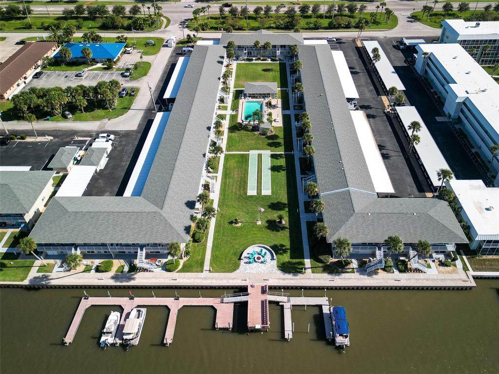 335 Causeway - Photo 1