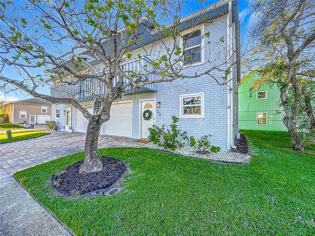 742 Laurel Bay Circle - Photo 1