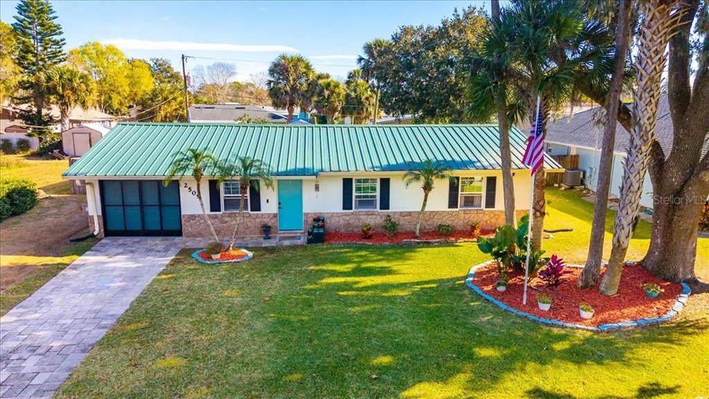 2509 Tamarind - Photo 1