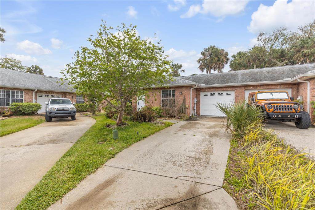 711 River Oaks Circle - Photo 1