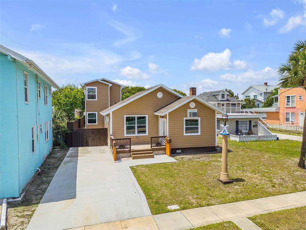 205 Wild Olive Avenue - Photo 1