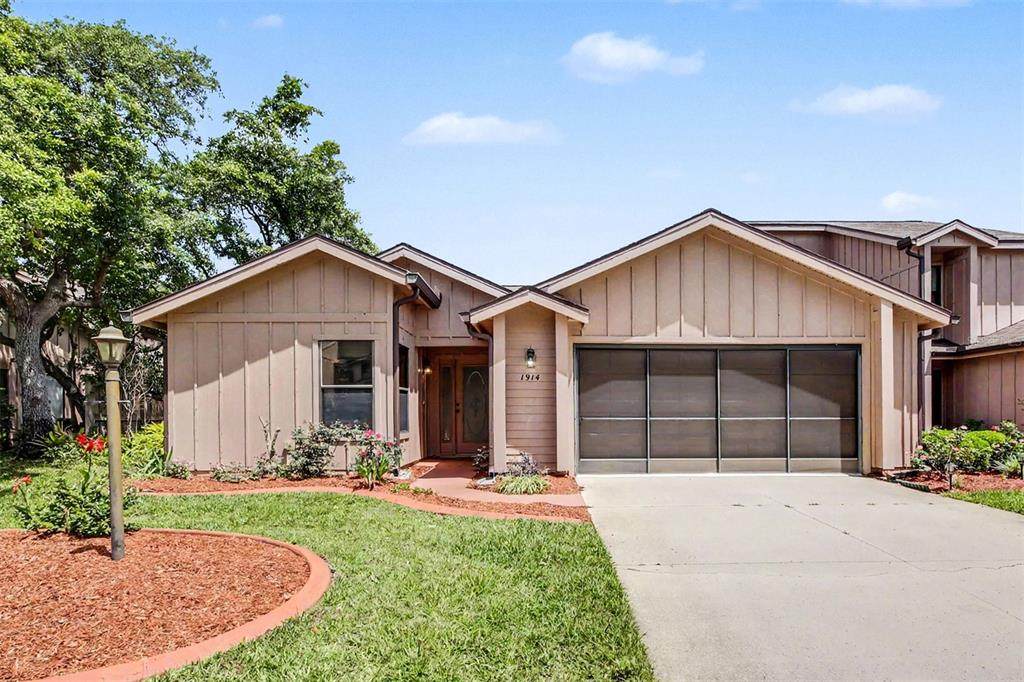 1914 Sprucewood Way - Photo 1