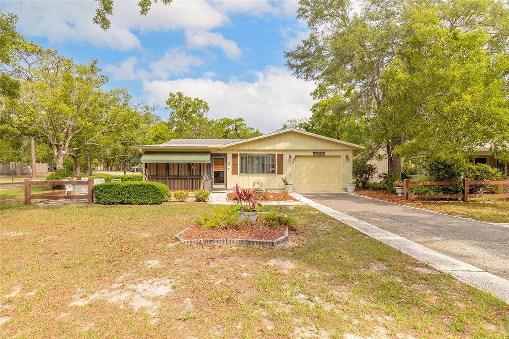 104 Magnolia Loop - Photo 1