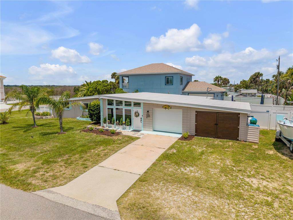 3929 Peninsula Drive - Photo 1