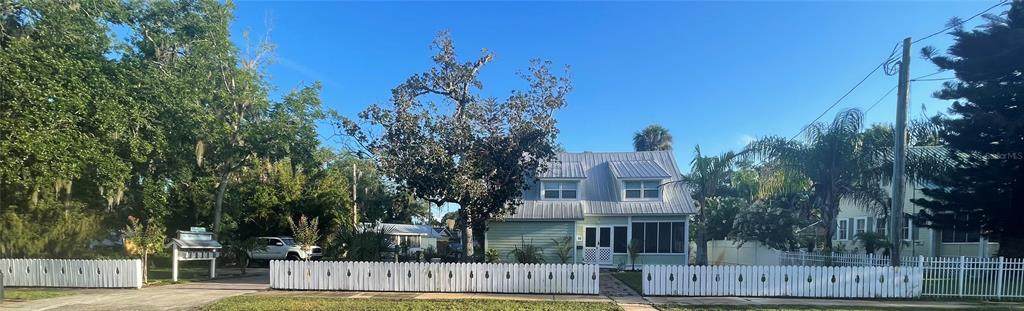 305 Mary Avenue - Photo 1