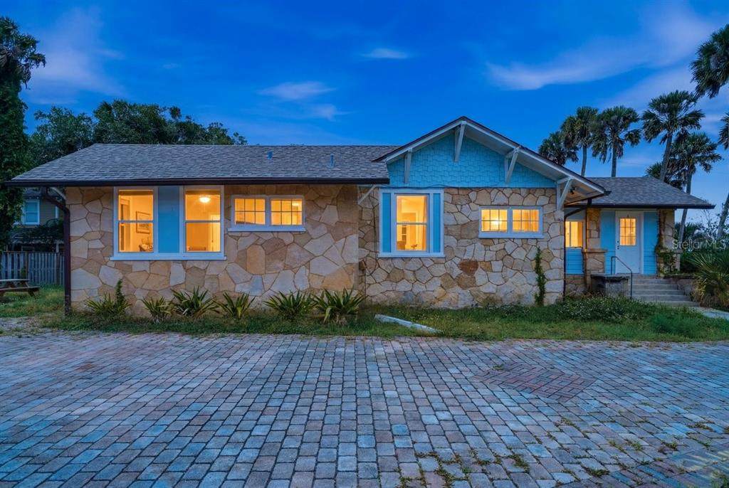 5202 Riverside Drive - Photo 1