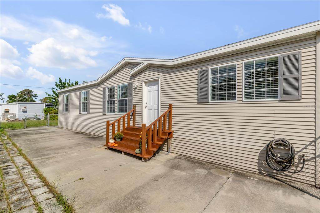 5407 Landis Avenue - Photo 1