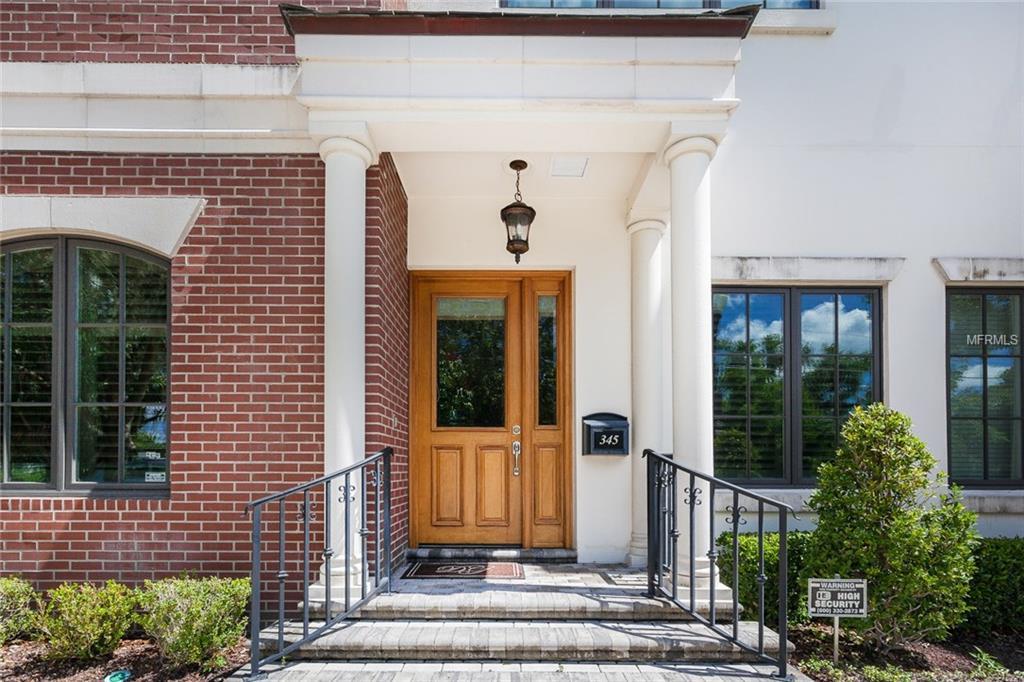 345 Welbourne Avenue - Photo 1