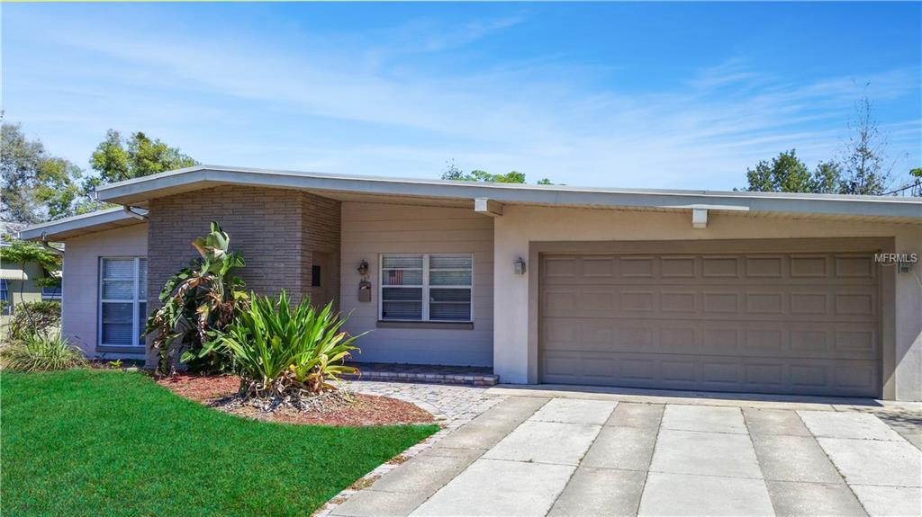 830 Phelps Avenue - Photo 1