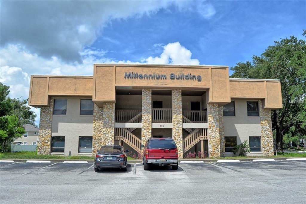 585 State Road 434 - Photo 1