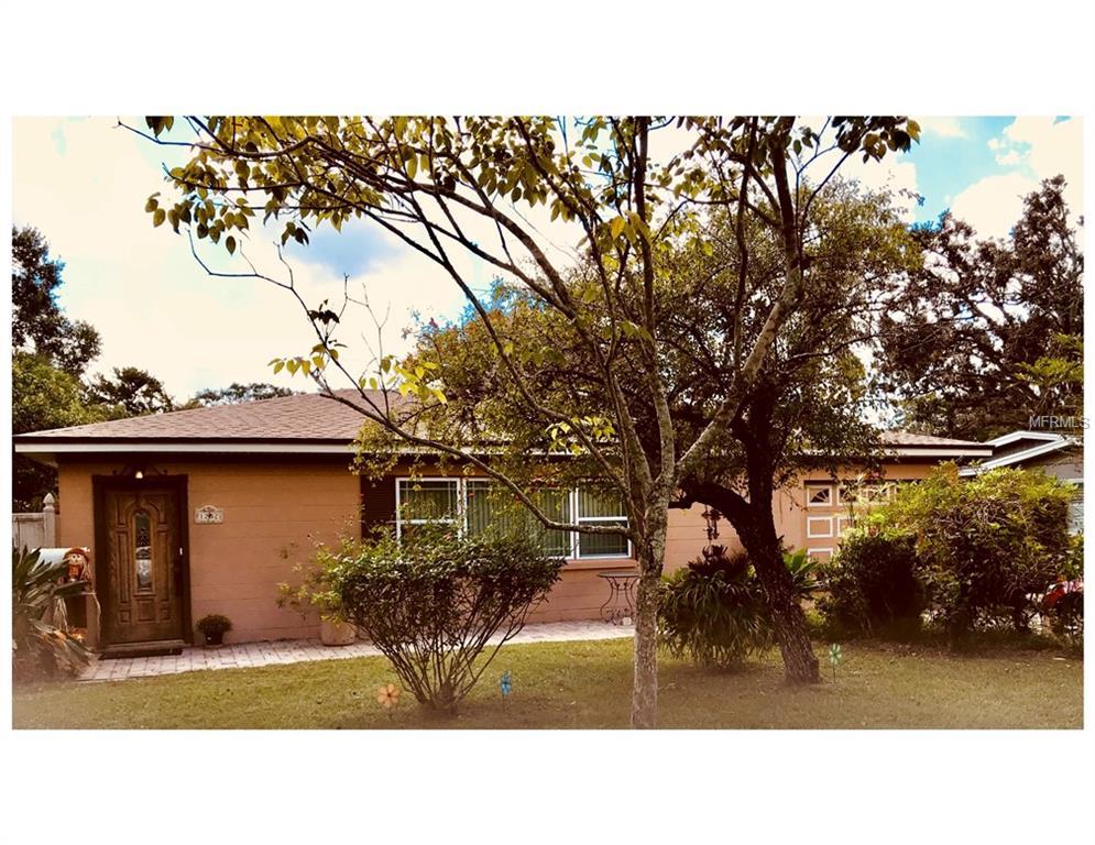 1752 Chestnut Ave - Photo 1