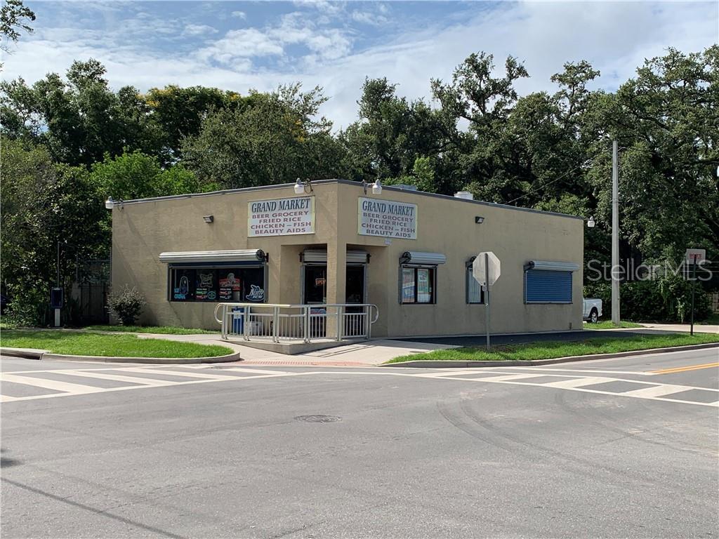 950 Grand Street - Photo 1