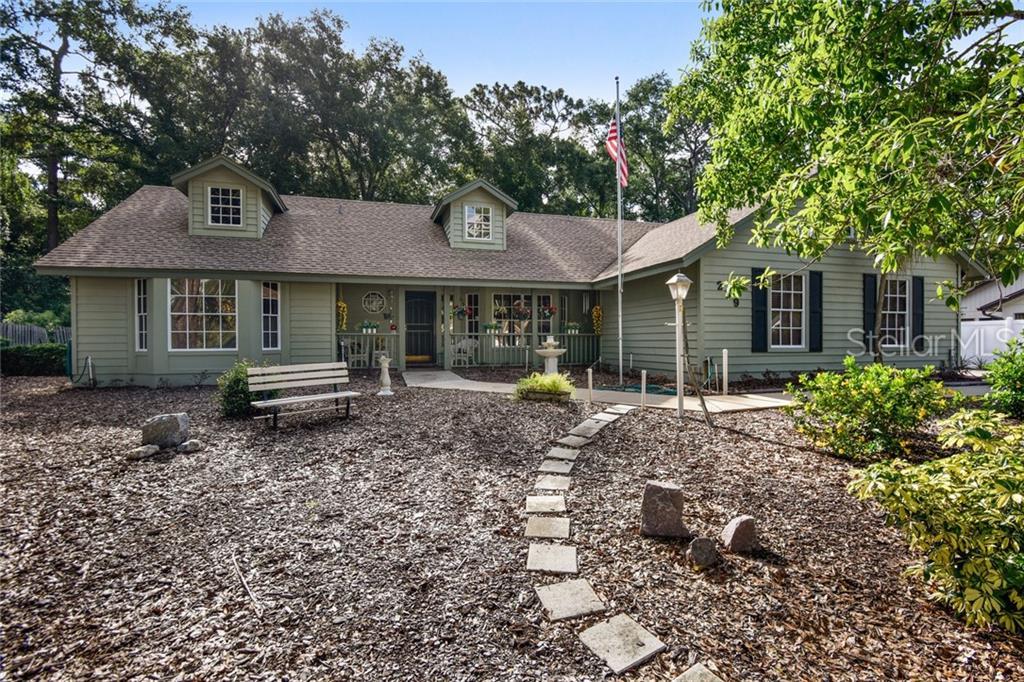 239 Saint James Place - Photo 1