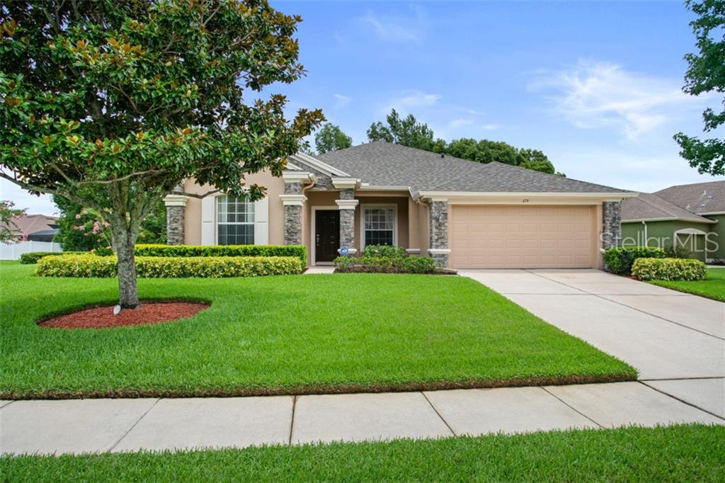 674 Huntington Pines Drive - Photo 1