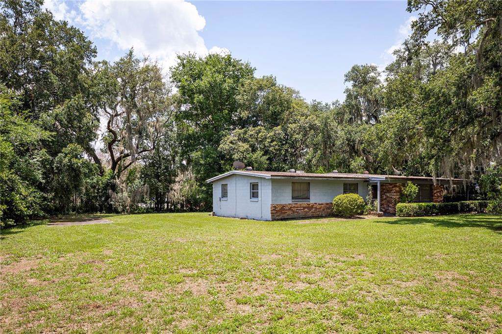 570 Clark Street - Photo 1
