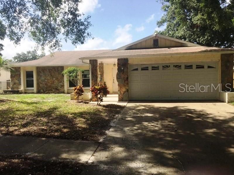 105 Hillcrest Drive - Photo 1