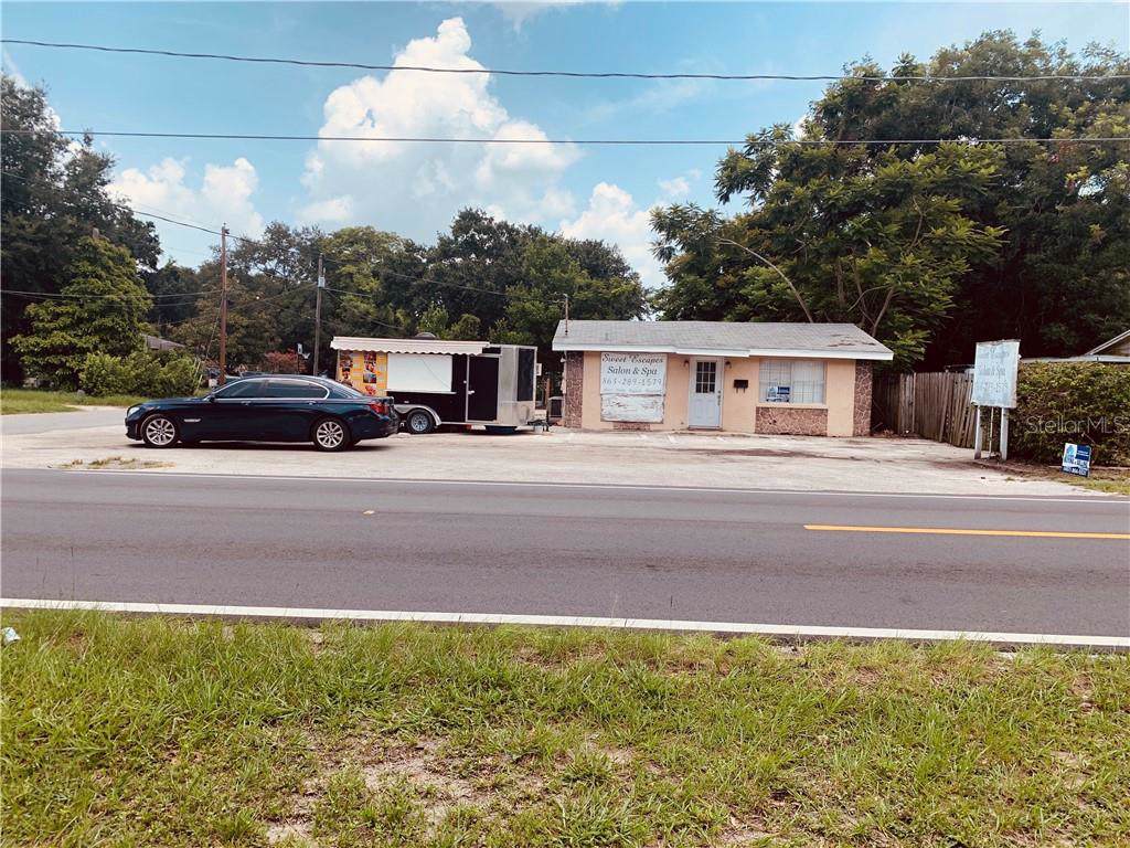 997 34TH Street - Photo 1