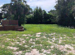 1400 Pine Hills Road - Photo 1