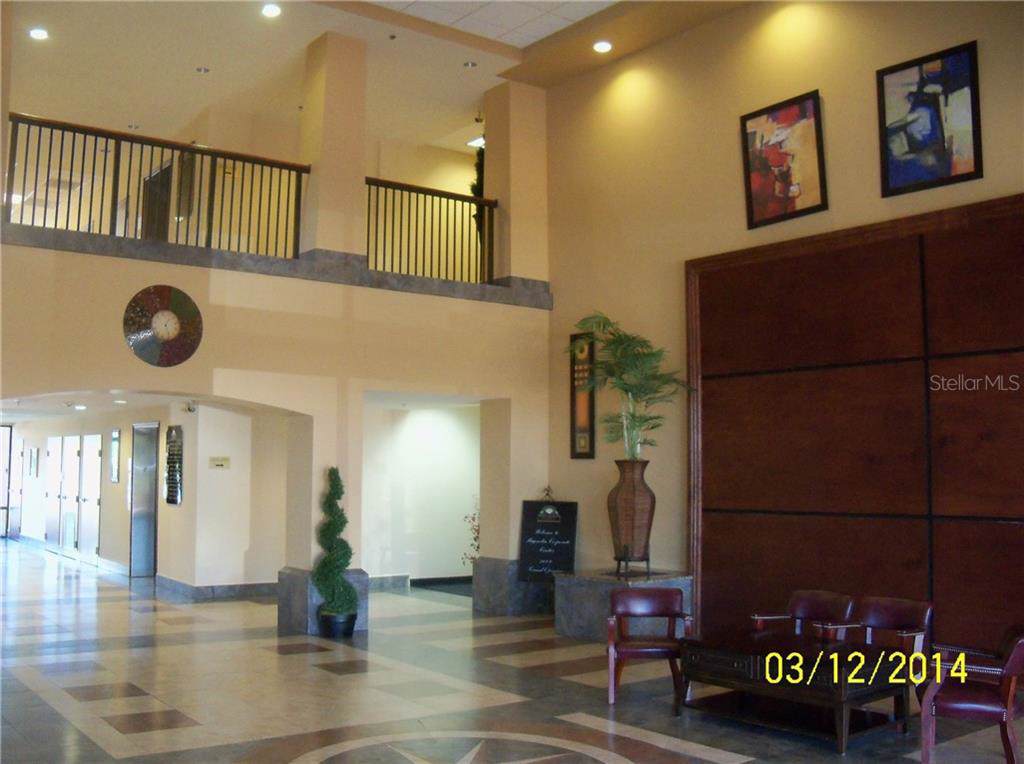 2572 State Road 426 - Photo 1
