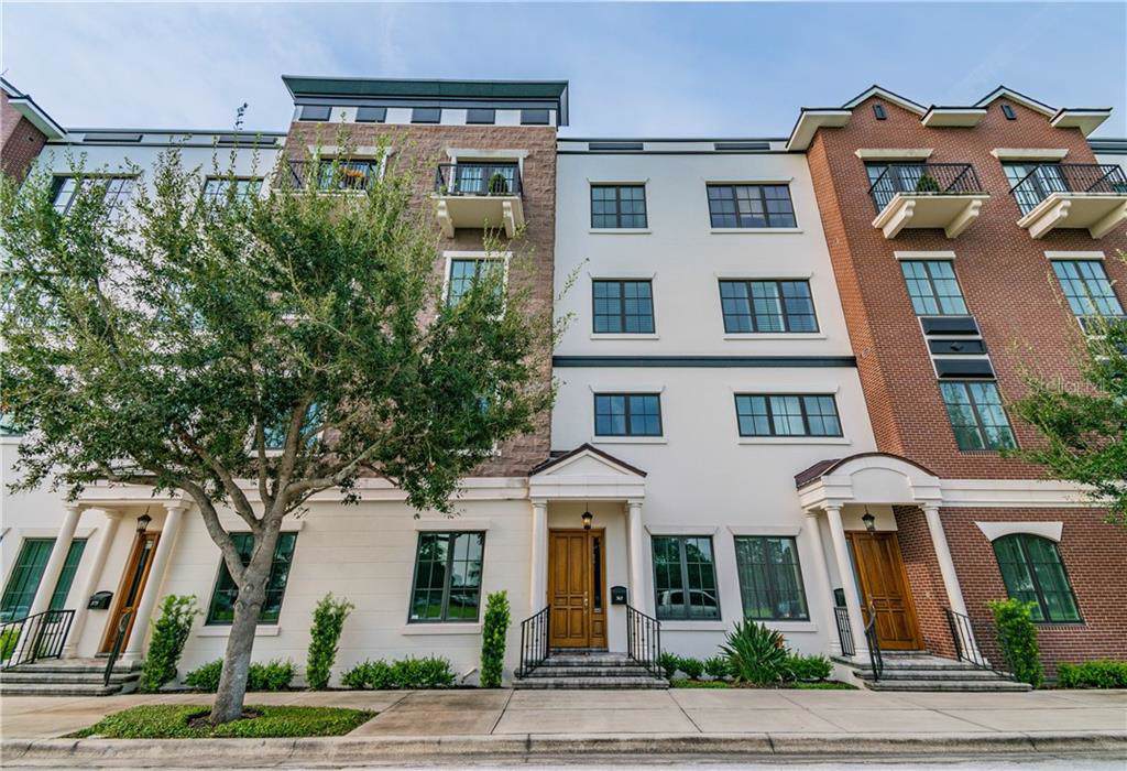365 Welbourne Avenue - Photo 1