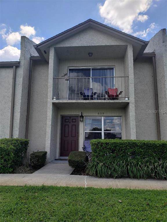 609 Waverley Lane - Photo 1