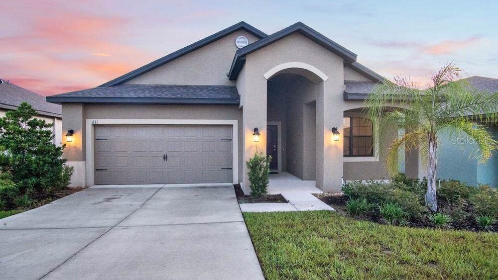 611 Silverthorn Place - Photo 1