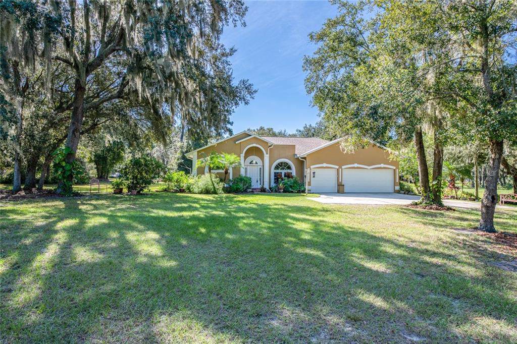 3326 Great Oaks Boulevard - Photo 1 3326 Great Oaks Boulevard - Photo 1