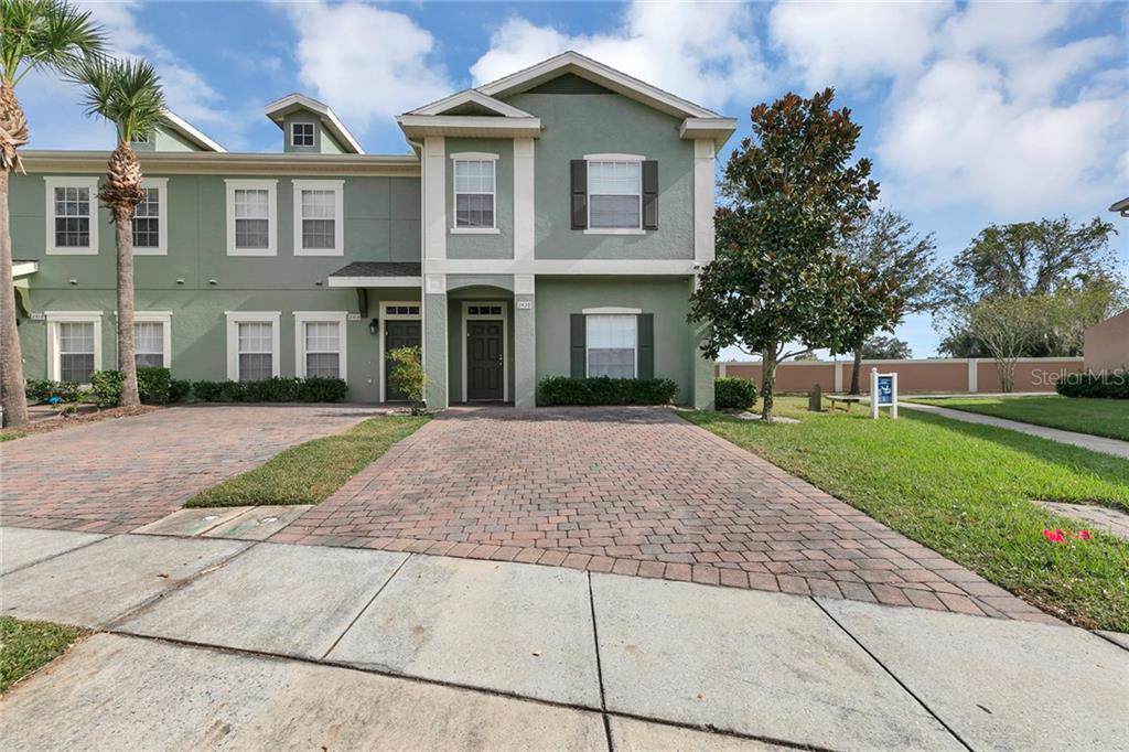 2420 Caravelle Circle - Photo 1